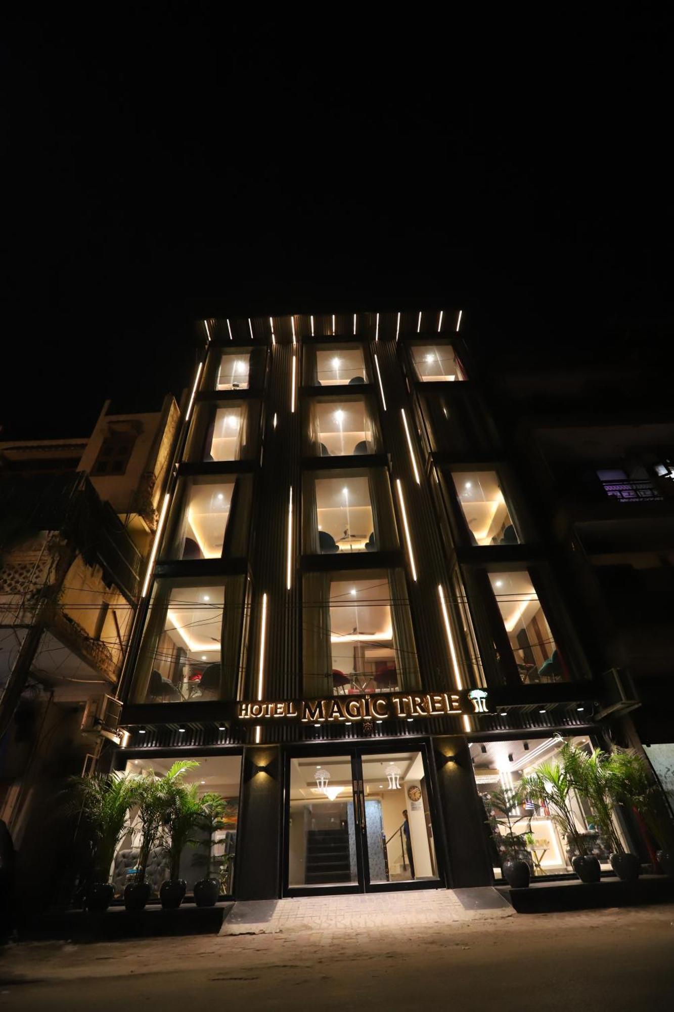 Hotel The Magic Tree - Paharganj New Delhi Exterior photo
