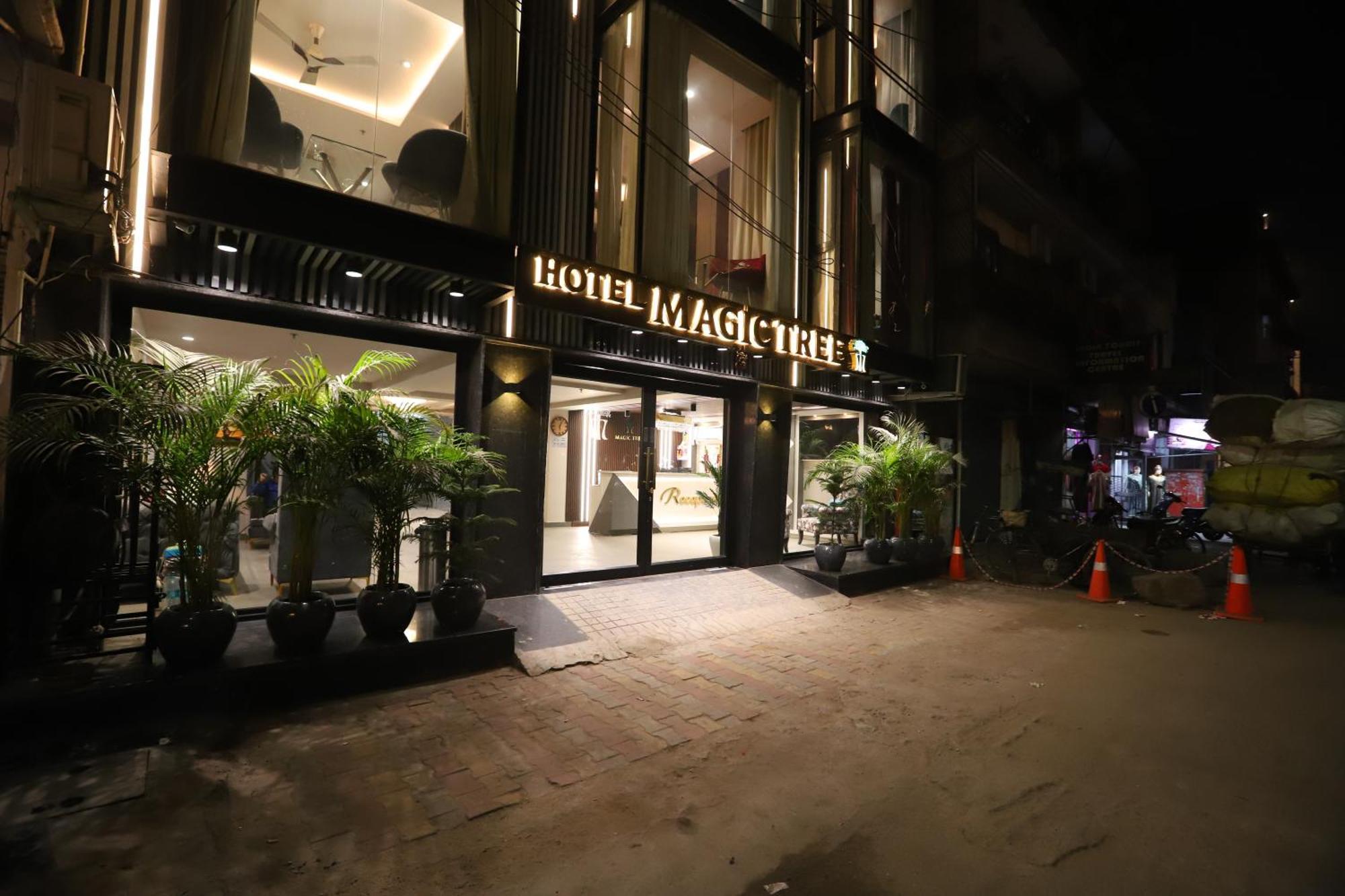 Hotel The Magic Tree - Paharganj New Delhi Exterior photo