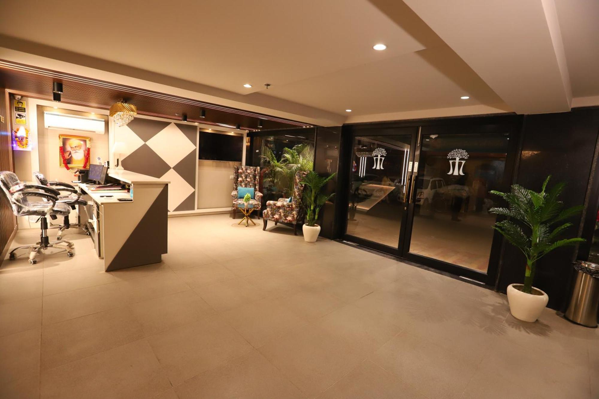 Hotel The Magic Tree - Paharganj New Delhi Exterior photo